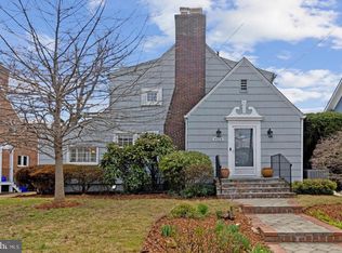 4614 Norwood Dr, Chevy Chase, MD 20815