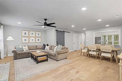 1185 Jamestowne Trl Photo 1