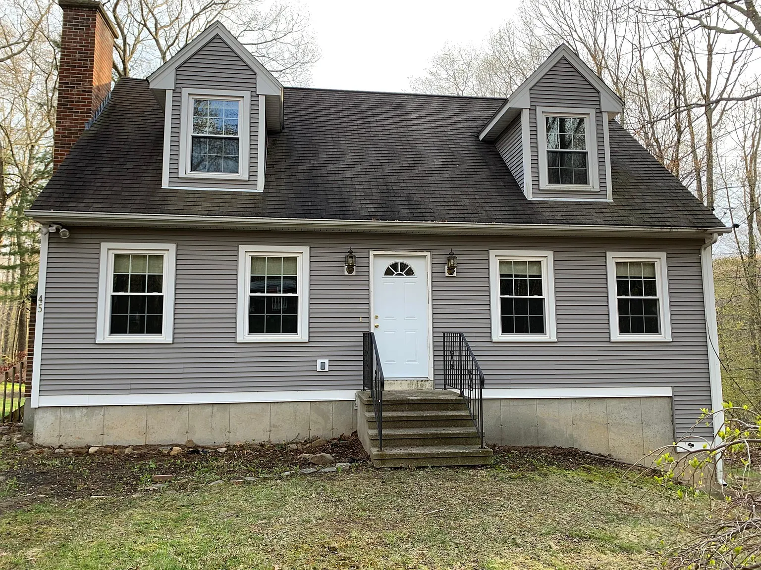 3 bed, 1598 sqft, $2,400 — Photo 1