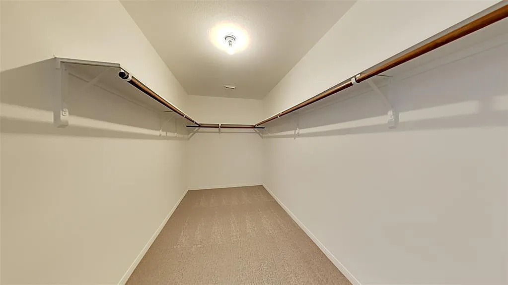 Building Photo - 15406 Lynford Crest Dr