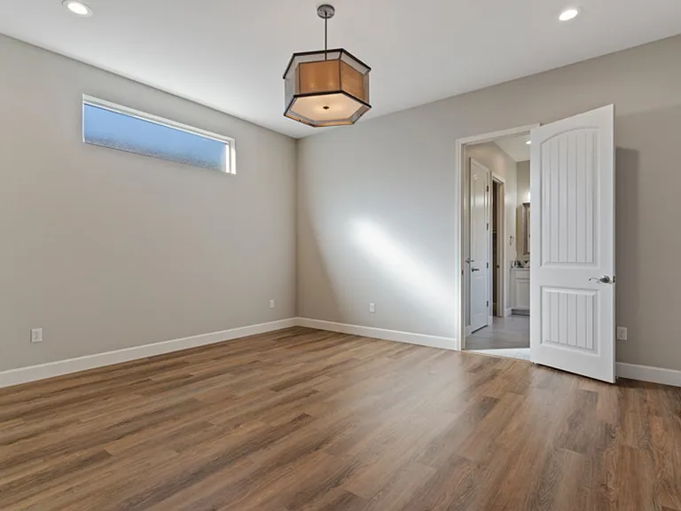 2221 Paint Horse Dr — Photo 8