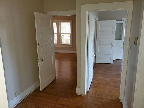 5th image of 1820 Austin Ave #1
