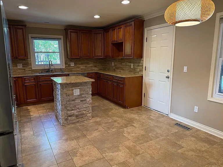 36157 Parklane Cir — Photo 6