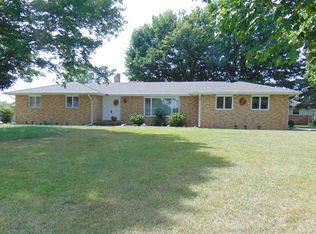 57257 Peggy Dr, South Bend, IN
