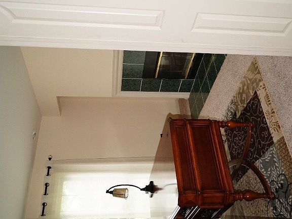4th image of 19590 Elm Dr