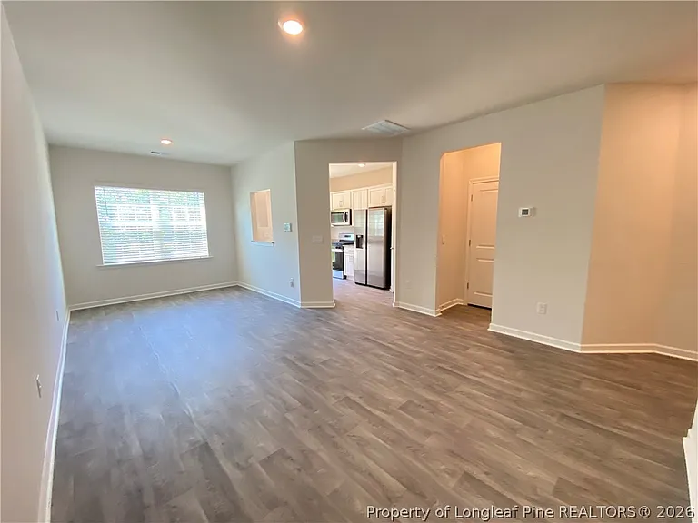 112 Starlight St — Photo 4