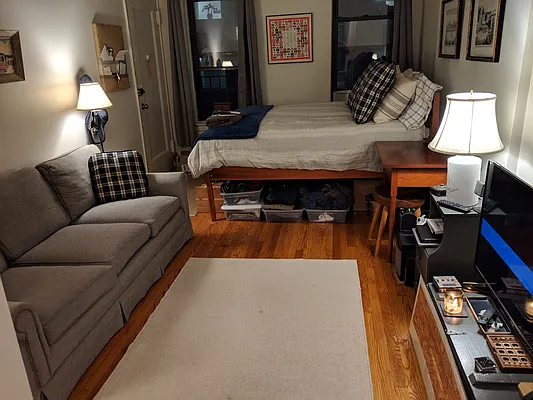 Rented by Compass | media 9