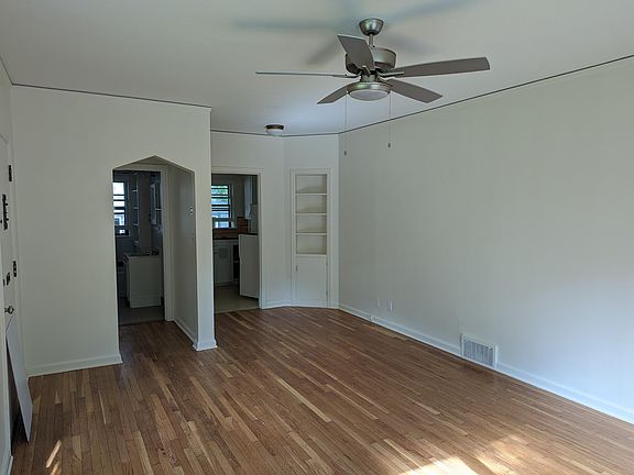 3rd image of 2008 NW Overton St