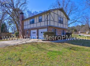 521 Stanton Woods Dr SE, Conyers, GA 30094