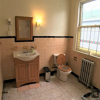 Rented by Highline Residential | media 17