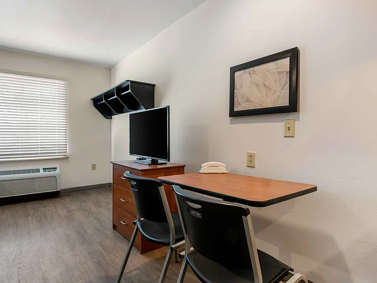 Studio Suite - 2 Queen Beds