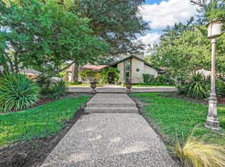 19 Legend Rd, Benbrook, TX 76132