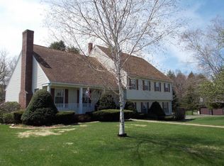33 Appletree Ln, Dalton, MA 01226