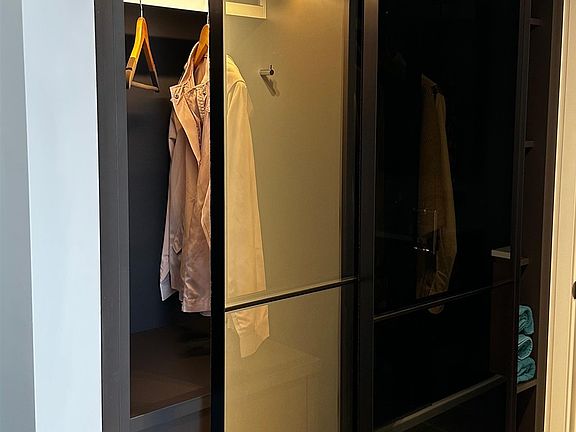5th image of 1289 Hornby St #3309