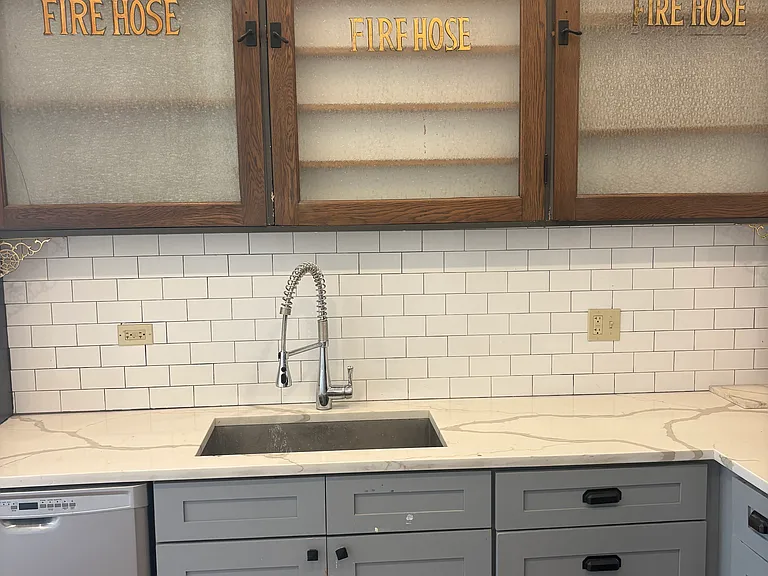 1513 N Western Ave #202 — Photo 3