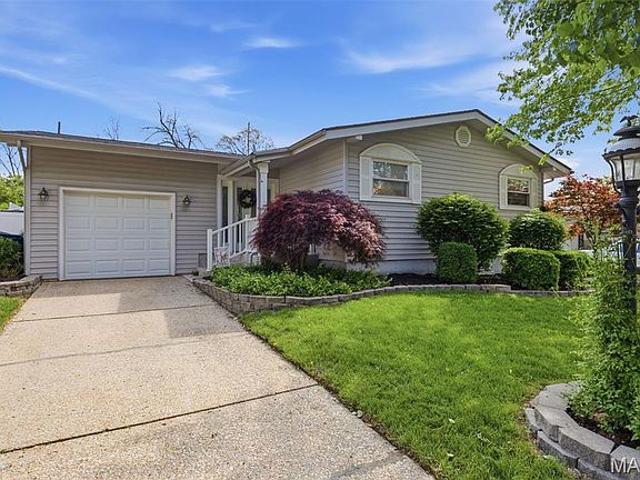2nd image of 509 Aqua Ridge Dr