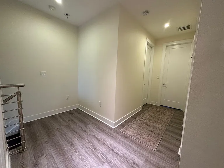 6361 NW 103rd Psge — Photo 34