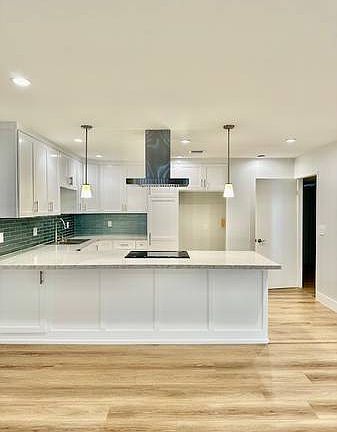 4th image of 636 Fairview Ave APT 4