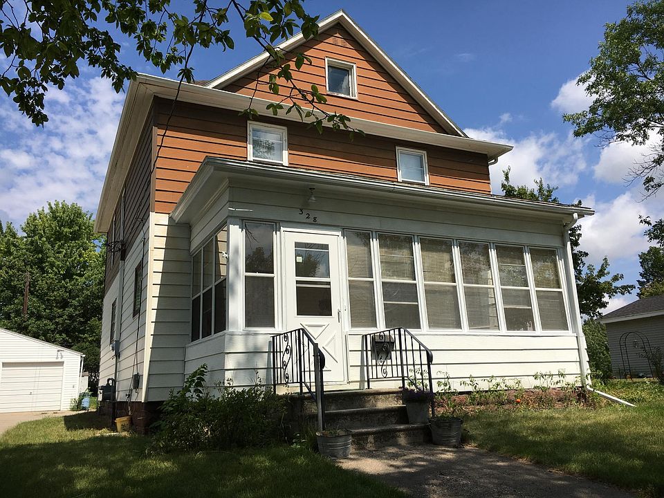 1st image of 328 6th St NW