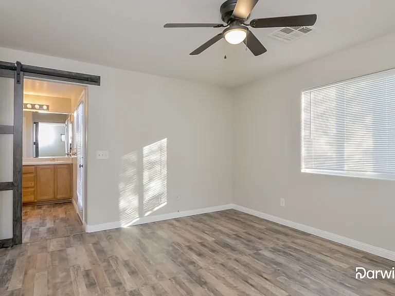 6044 Aripeka St — Photo 10