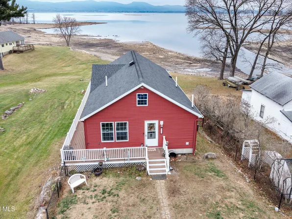 121 Friendship Drive, Broadalbin, NY 12025