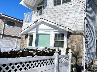 363 Dongan Hills Ave UNIT 1, Staten Island, NY 10305