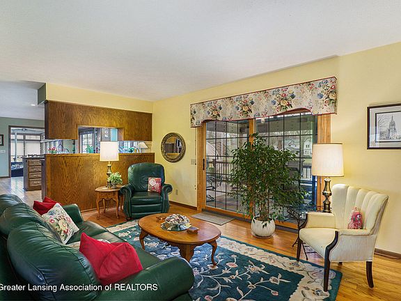 5th image of 3863 Hemmingway Dr