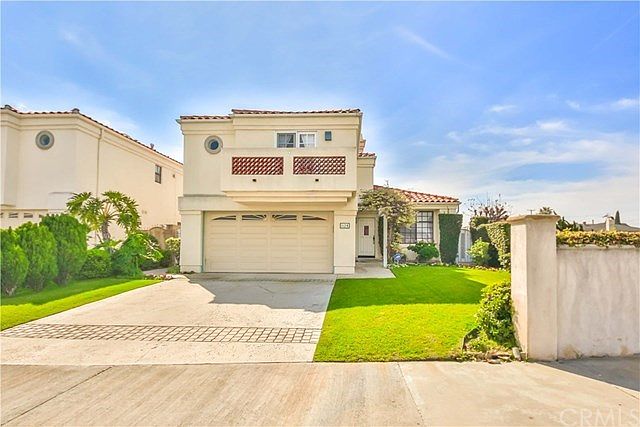 1st image of 1128 Dahlia Way