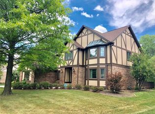 8681 Promontory Rd, Indianapolis, IN 46236