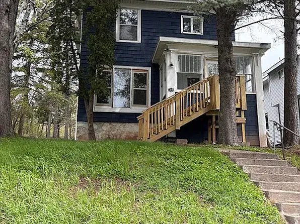 3015 Wellington St, Duluth, MN 55806