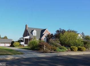 61 W Reliance Rd, Souderton, PA 18964