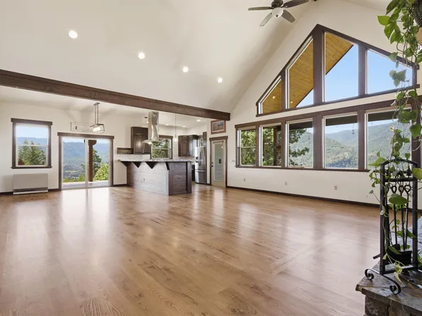 1010 McQuade Gulch Rd, Clark Fork, ID 83811