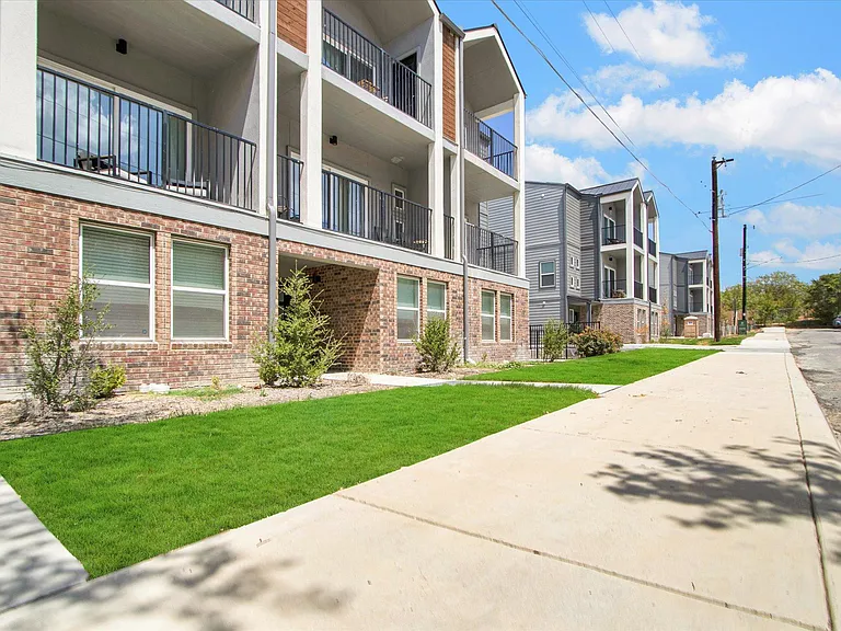302 Tendick St #1103 — Photo 33