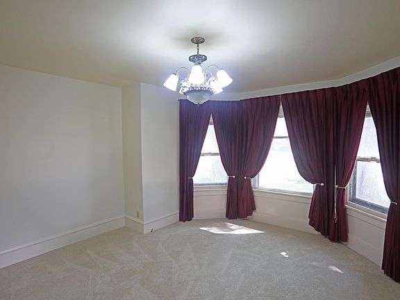 2nd image of 202 S Market St