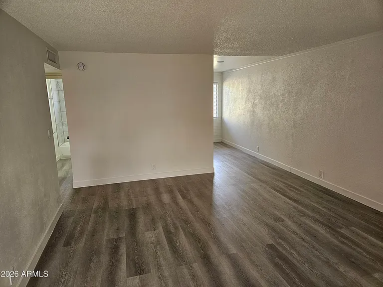 6043 N 23rd Ave #1A — Photo 3