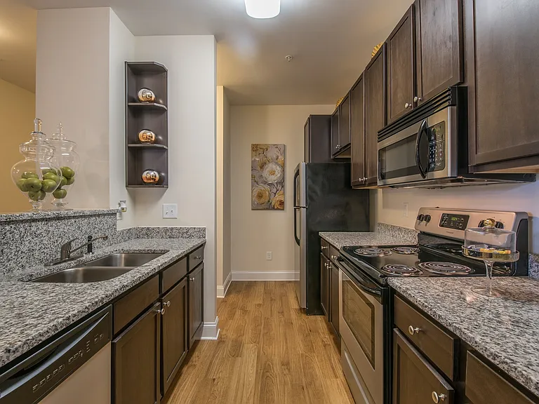 Afton Ridge Apartments — Photo 9
