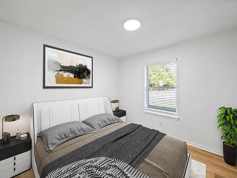 700 Lyle West Ave #A — Photo 27