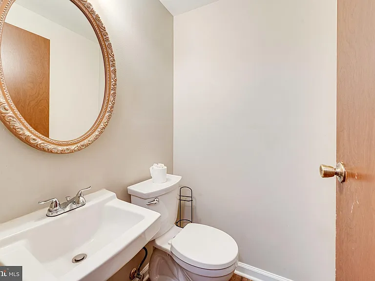 3381 Monarch Ln — Photo 25