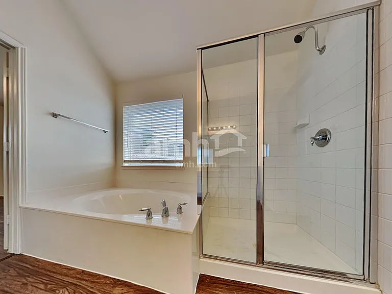 7808 Riverwalk Trl — Photo 14