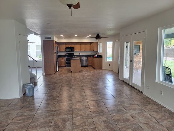 Family Room looking into kitchen