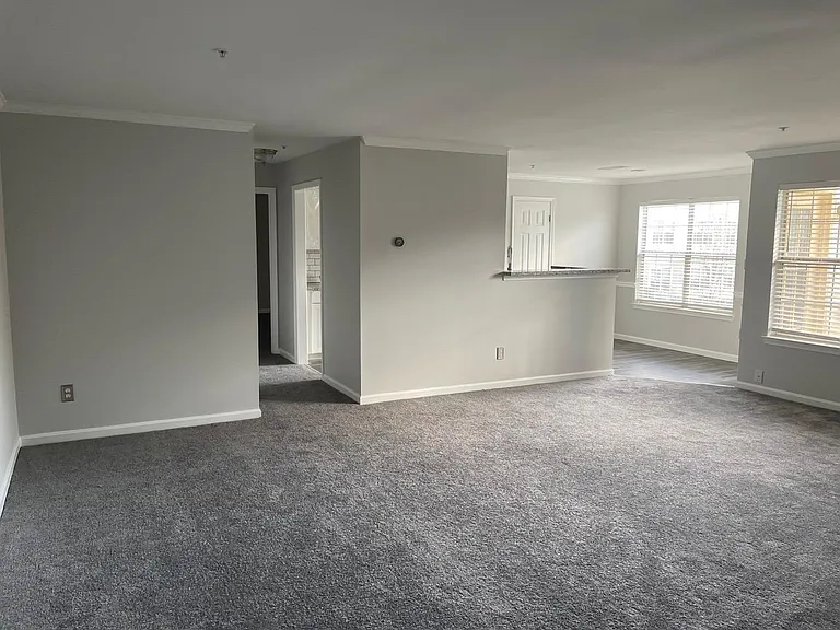 11010 Koman Cir #198-202 — Photo 10