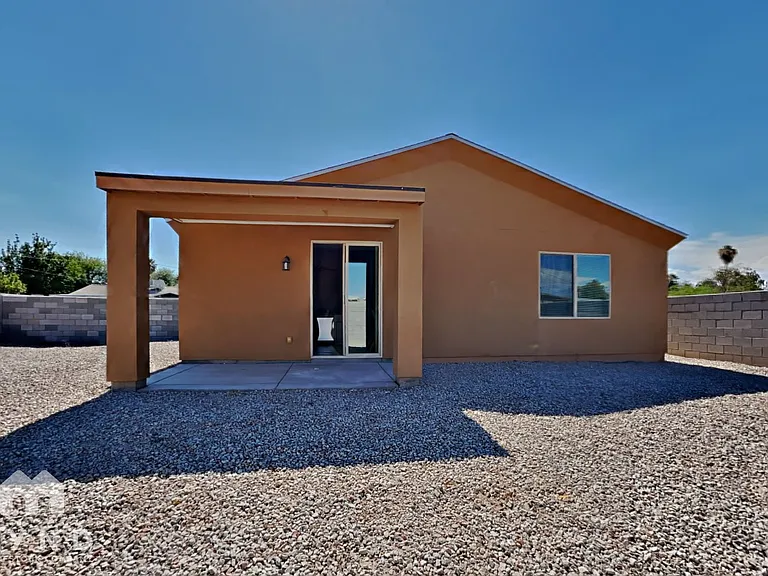 6041 S 8th Pl — Photo 16