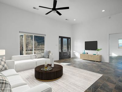 3 Cerro Cir, Lamy, NM, 87540