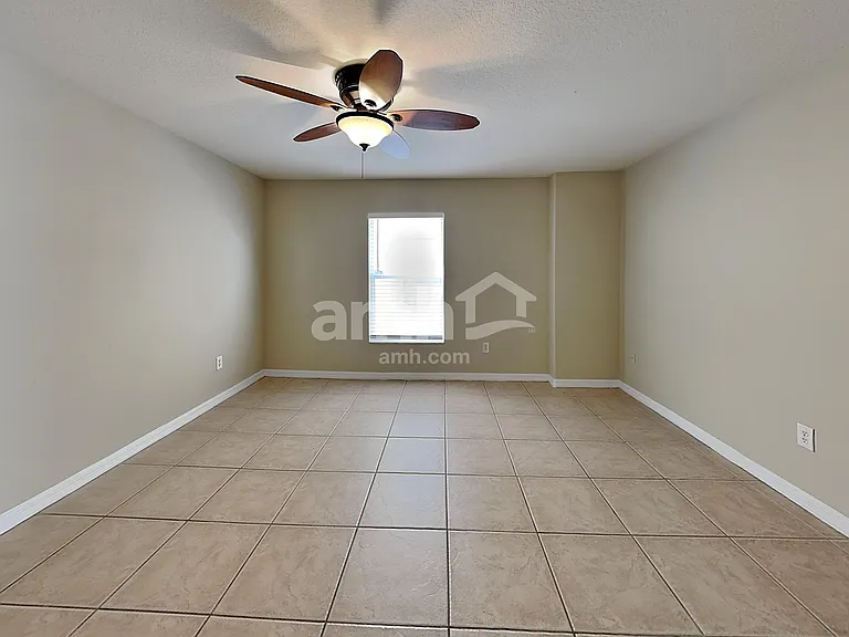 12109 Tree Haven Ave — Photo 7