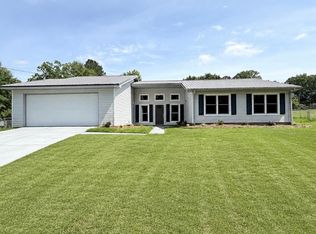 183 Hank Nix Dr, Ozark, AL 36360