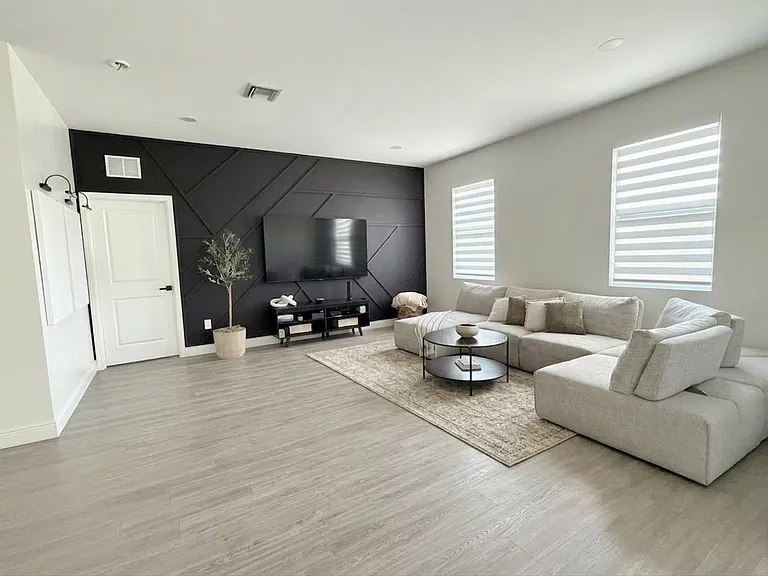 2009 Jeronimo Rd — Photo 6