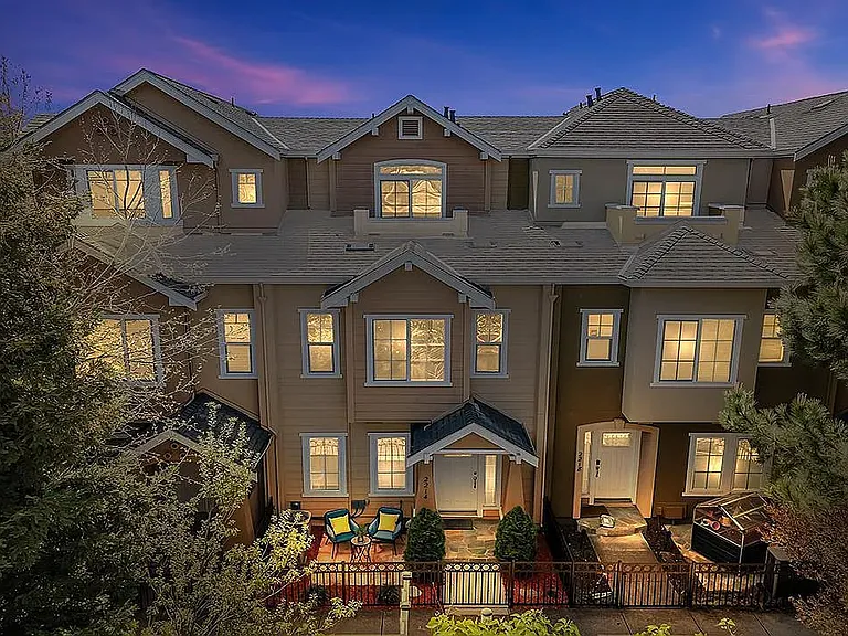 2218 Woodberry Ln — Photo 18