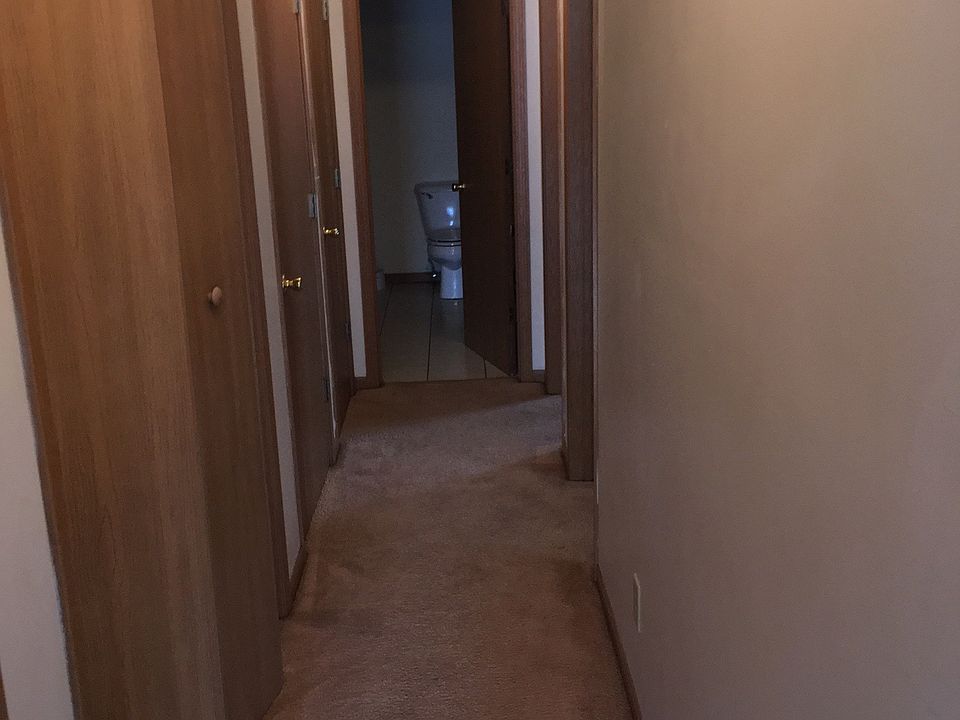 2nd image of 1402 W Trainor Dr