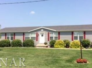 703 Masso St, Chenoa, IL 61726