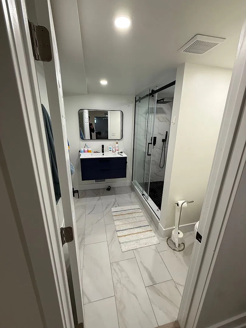 Large House in Cherry Hill East for Rent — Photo 3